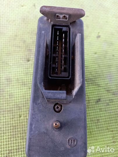 Коммутатор зажигания 