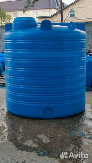 Ёмкость пластиковая для воды