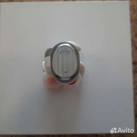 Беспроводные наушники elari