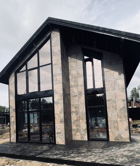 Дом 131 м² на участке 5 сот.