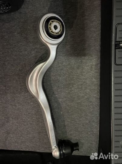 Рычаг Mercedes-Benz W222