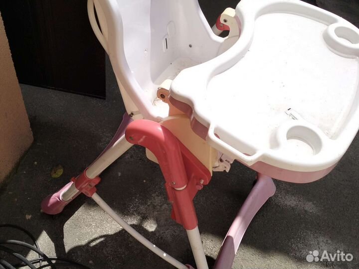 Детский стульчик для кормления