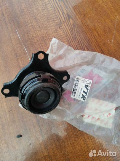 Подушка на Honda stream Левая