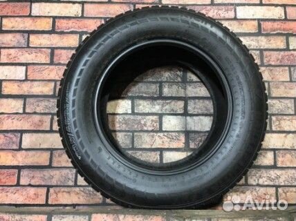 Nokian Tyres Hakkapeliitta 7 235/65 R17