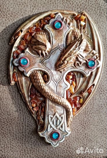 Панно барельеф Дракон на кресте