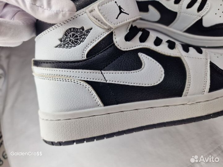 Кроссовки Nike air jordan 1 джорданы