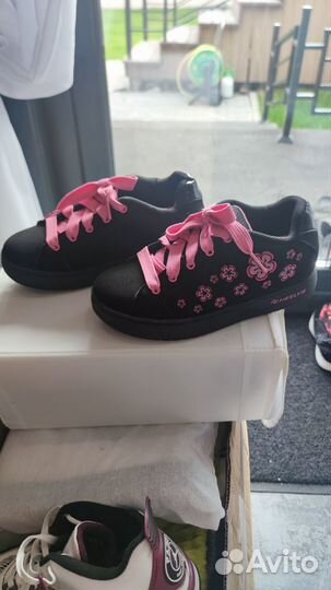 Роликовые кроссовки heelys