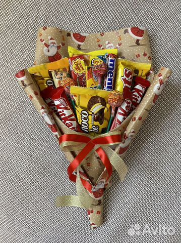 Букет из конфет шоколадок чупа-чупсов, орехов