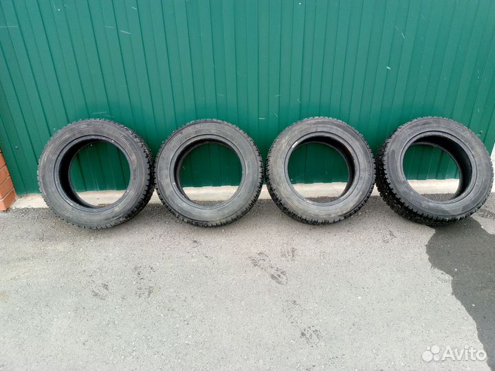 Dunlop SP Winter Ice 01 175/65 R14 82T