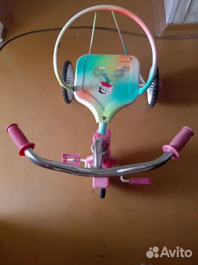 Трехколесный велосипед