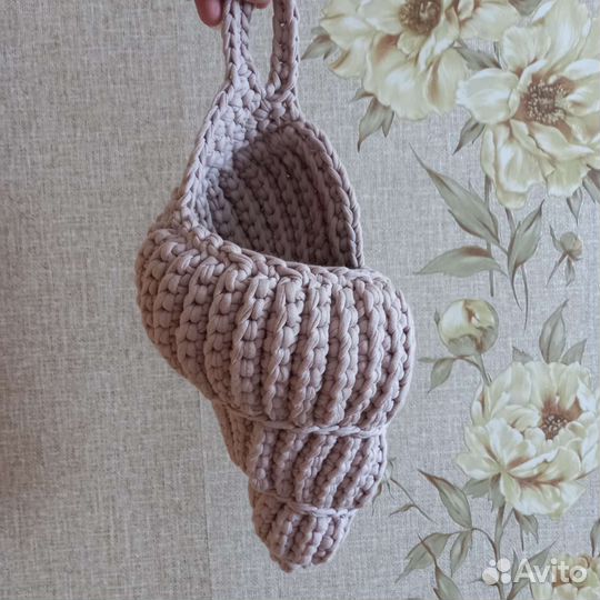 Корзина в виде ракушки