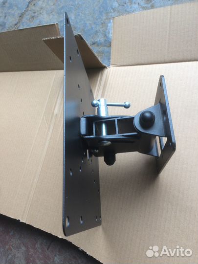 Кронштейн для телевизора наклонно-поворотный