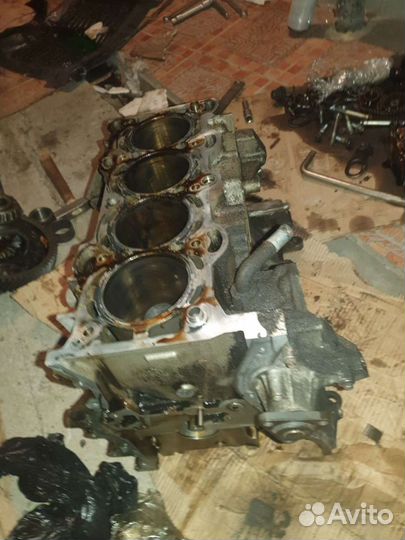 Блок цилиндров мазда
