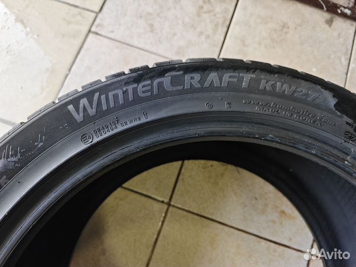 Kumho WinterCraft KW27 245/45 R19 и 275/40 R19 102Y