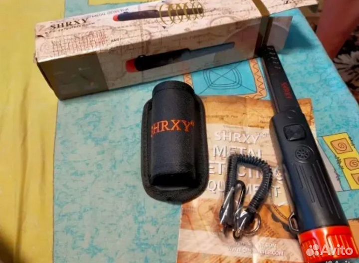 Бытовой детектор скрытой проводки и арматуры новый