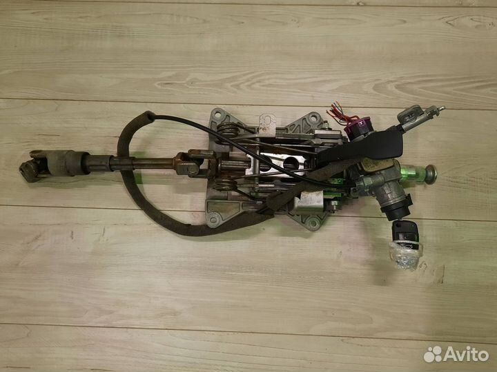 Колонка рулевая Audi A4 B7 с замком и ключом