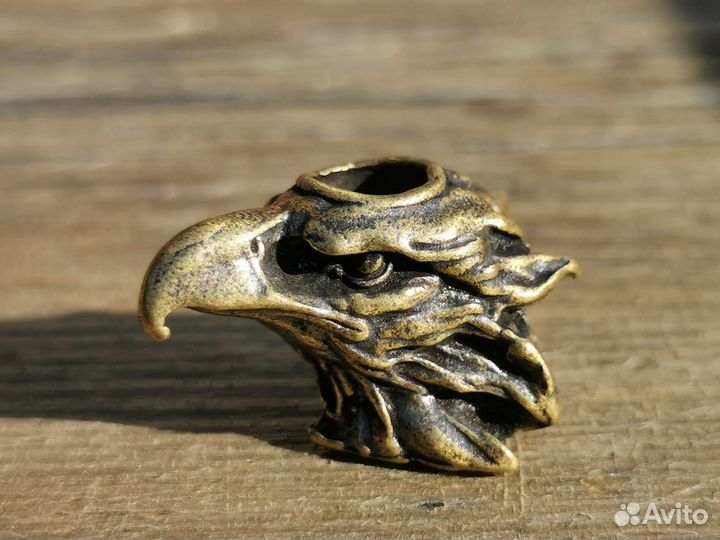 Бусина на темляк рука зомби