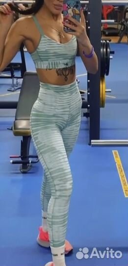 Костюм для фитнеса