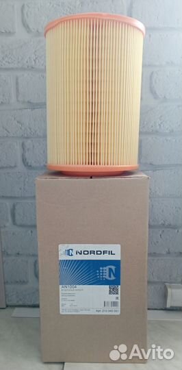 Фильтр воздушный Volkswagen Transporter T4 1.8-2.5