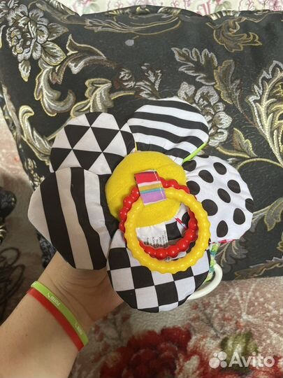 Развивающие игрушки для малышей