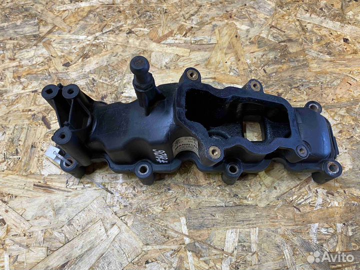 Коллектор впускной Audi Q7 (4L 2006-2015) 059 129