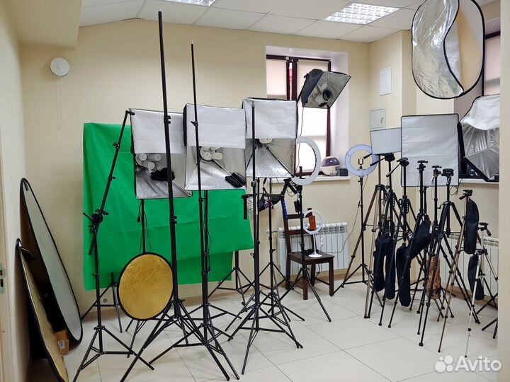 Стойка (и) - штатив для освещения от 2 до 2,7метра