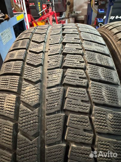 Dunlop Winter Maxx 245/45 R19 и 275/40 R19 101T