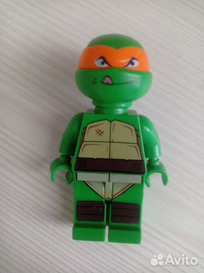 Lego фигурки