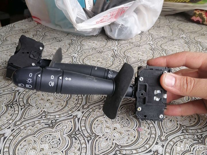 Подрулевые рычаги Renault