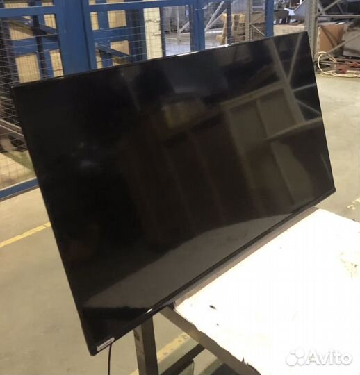 Телевизор Hyundai H-LED40ET4100