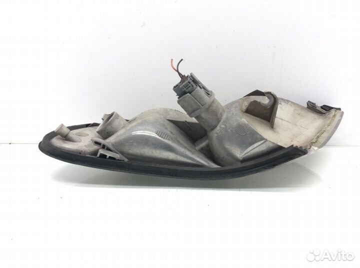 Поворотник правый Saab 9-3 2.2 TID 2001