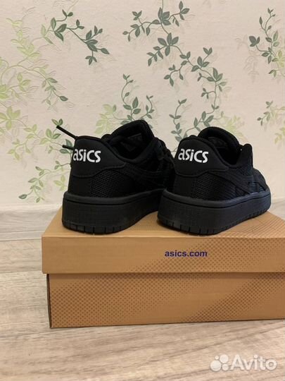 Кроссовки asics