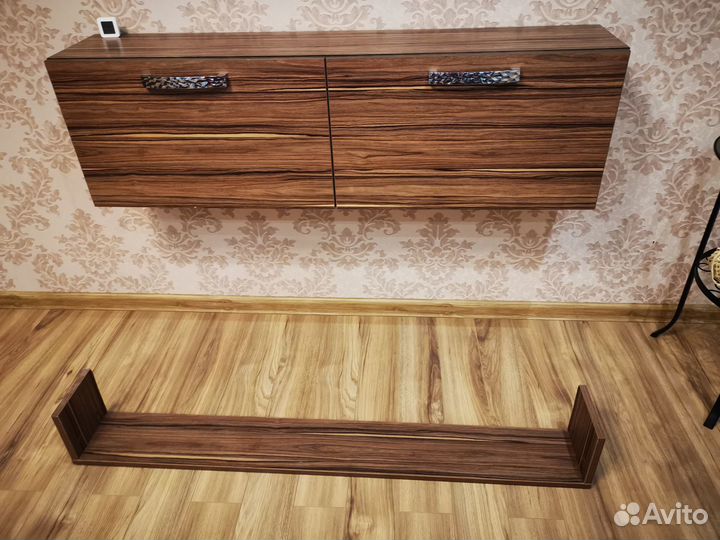 Полка и тумба под тв