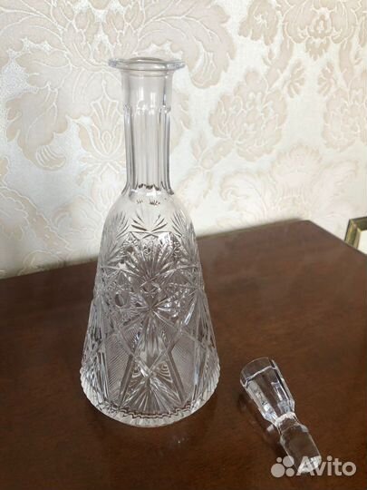 Графин хрустальный