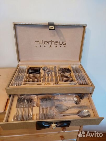 Набор столовых предметов 72