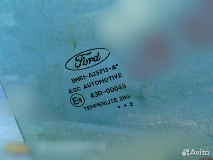 Стекло двери задней левой Ford Focus III 2011