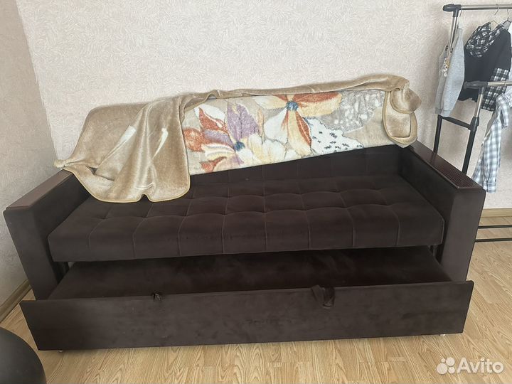 Диван прямой раскладной