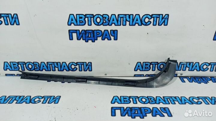 Накладка порога внутренняя передняя правая Nissan Almera G15 769B44AA0A