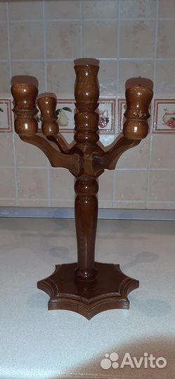 Подсвечник из дерева
