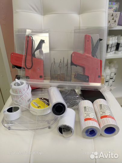 Ценникодержатели, этикетки, пистолет для ценников