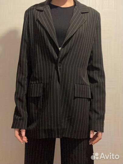 Костюм женский