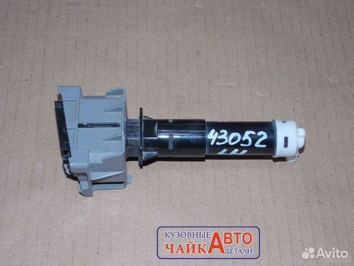 Форсунка омывателя фар левая Mazda 6 GJ 2012-2015