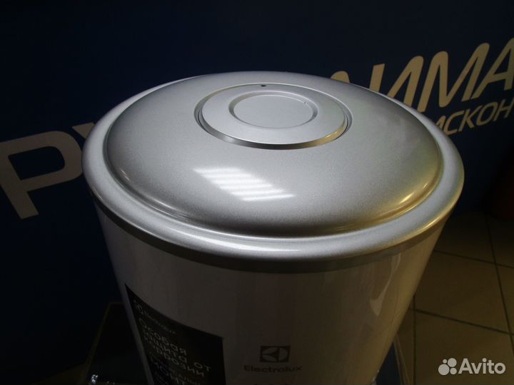 Водонагреватель Electrolux EWH 50 Interio 3