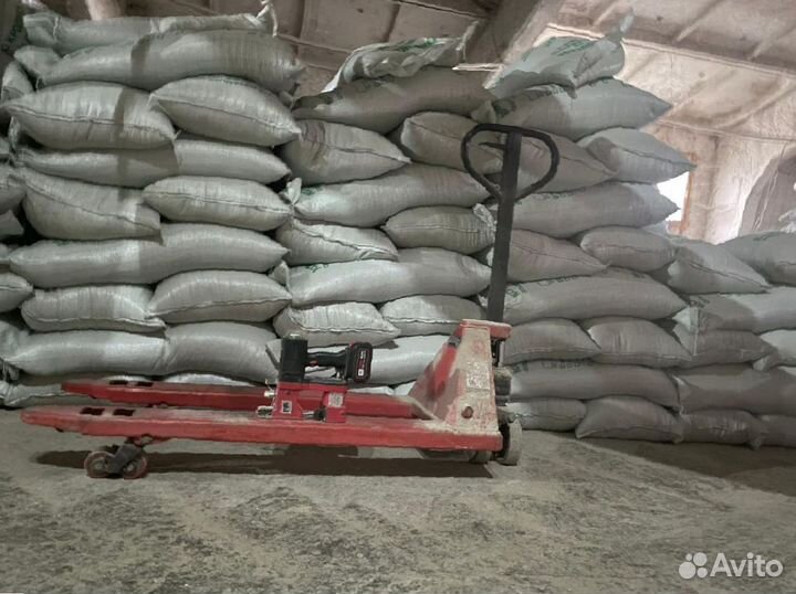 Комбикорм для свиней с доставкой