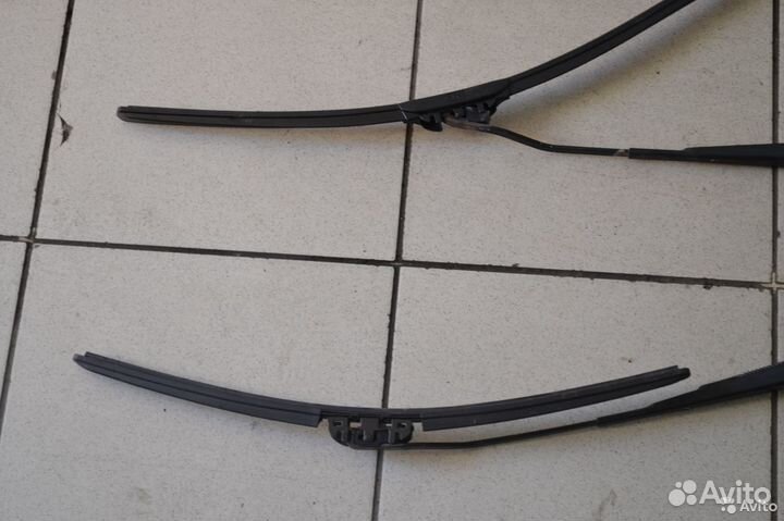 Поводок дворника левый Chevrolet Лачетти
