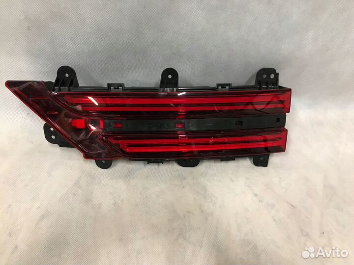 Genesis GV70 SUV 20 - задний фонарь правый В дверь LED
