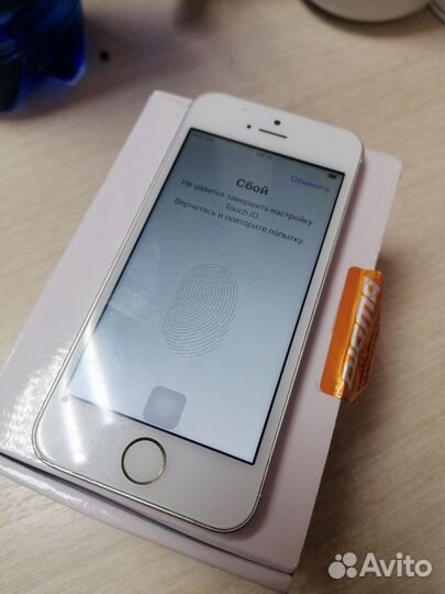 iPhone SE, 32 ГБ