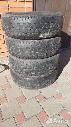 Bridgestone Dueler H/T 687 225/70 R16