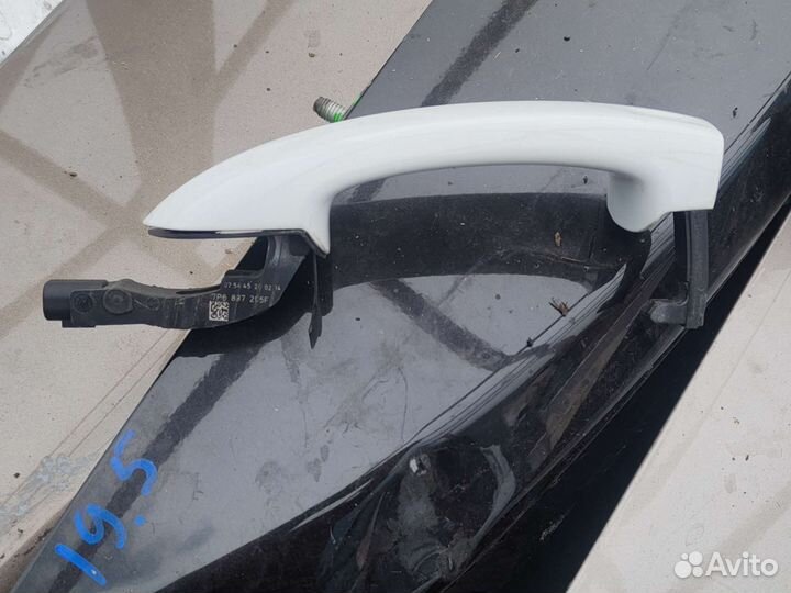 Ручка двери volkswagen touareg NF бесключевой дост