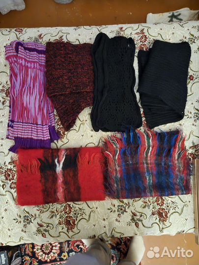 Женские шарфы и платки